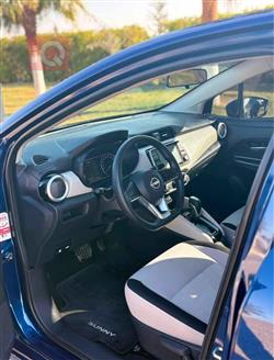 Nissan Sunny
